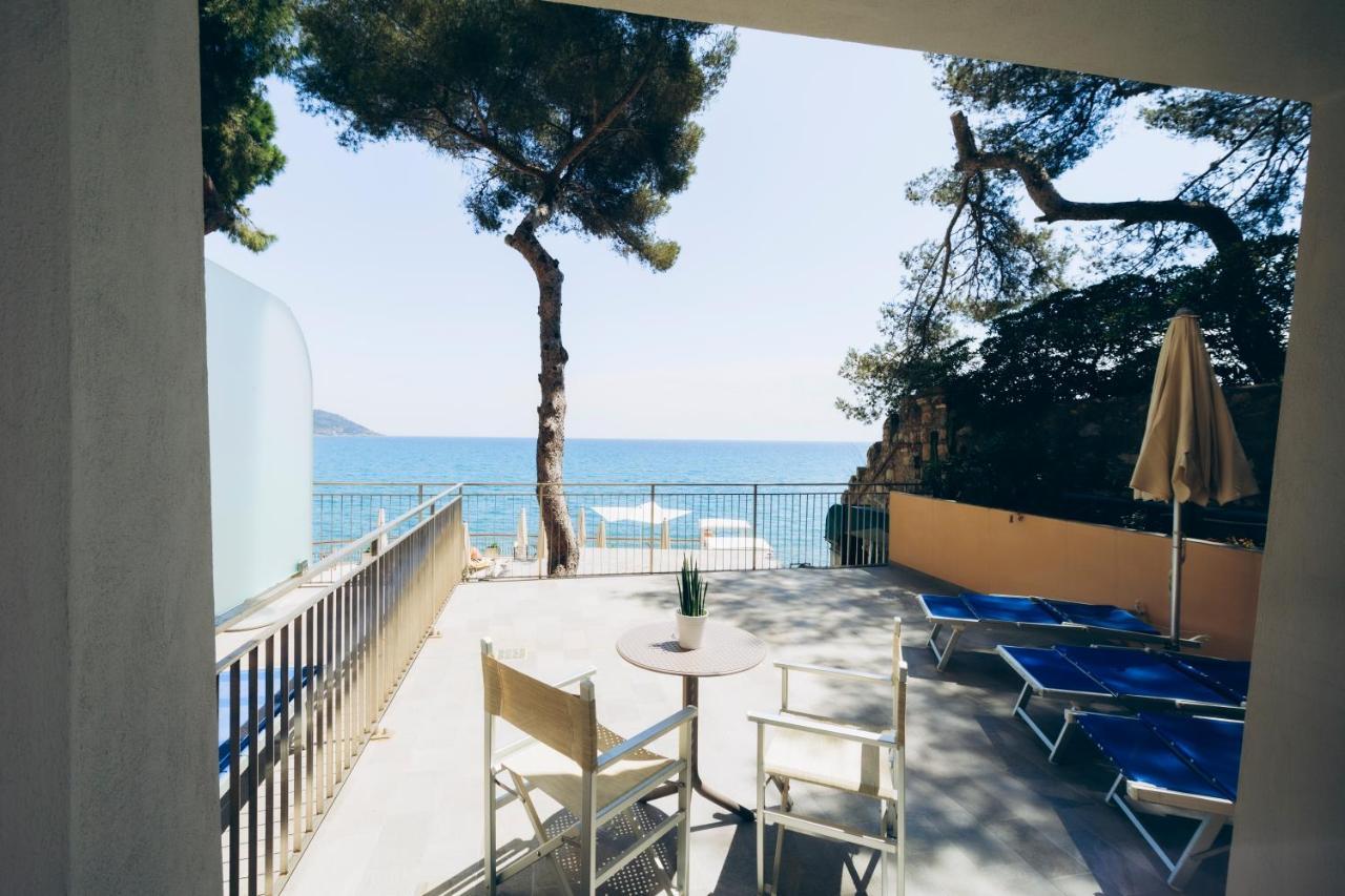 Hotel Arc En Ciel Diano Marina Kültér fotó