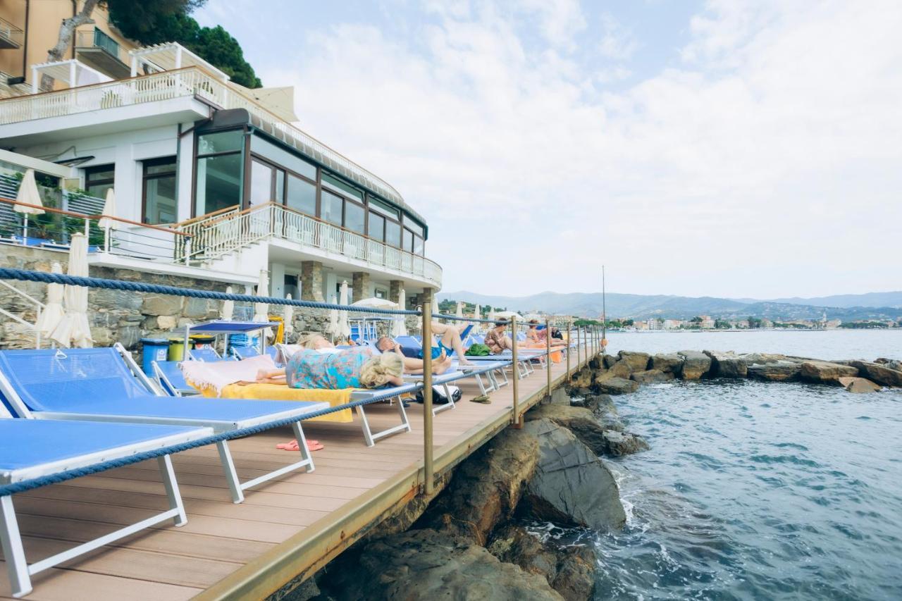Hotel Arc En Ciel Diano Marina Kültér fotó