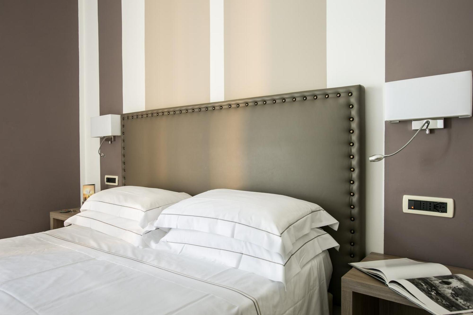 Hotel Arc En Ciel Diano Marina Kültér fotó